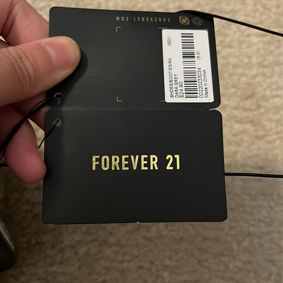 NWT Forever 21 Dark Grey Rustic Ankle Boots 6.5 - Picture 6 of 10